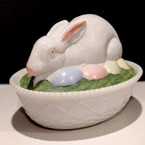 Westmoreland Bunny on Nest Covered Dish - Hand Painted Milk Glass